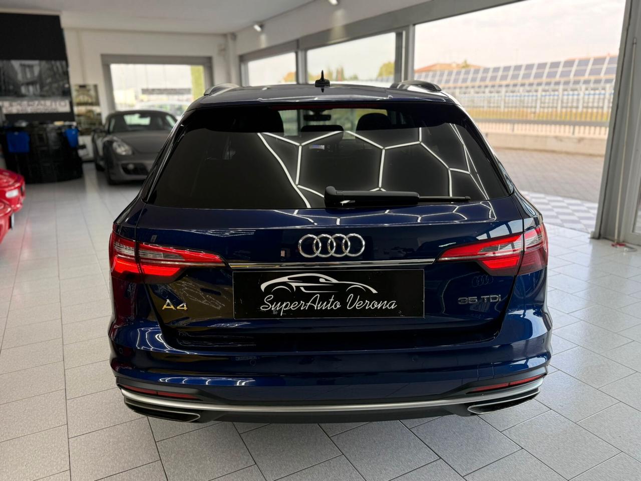 Audi A4 35 TDI/163 CV S tronic Business Advanced