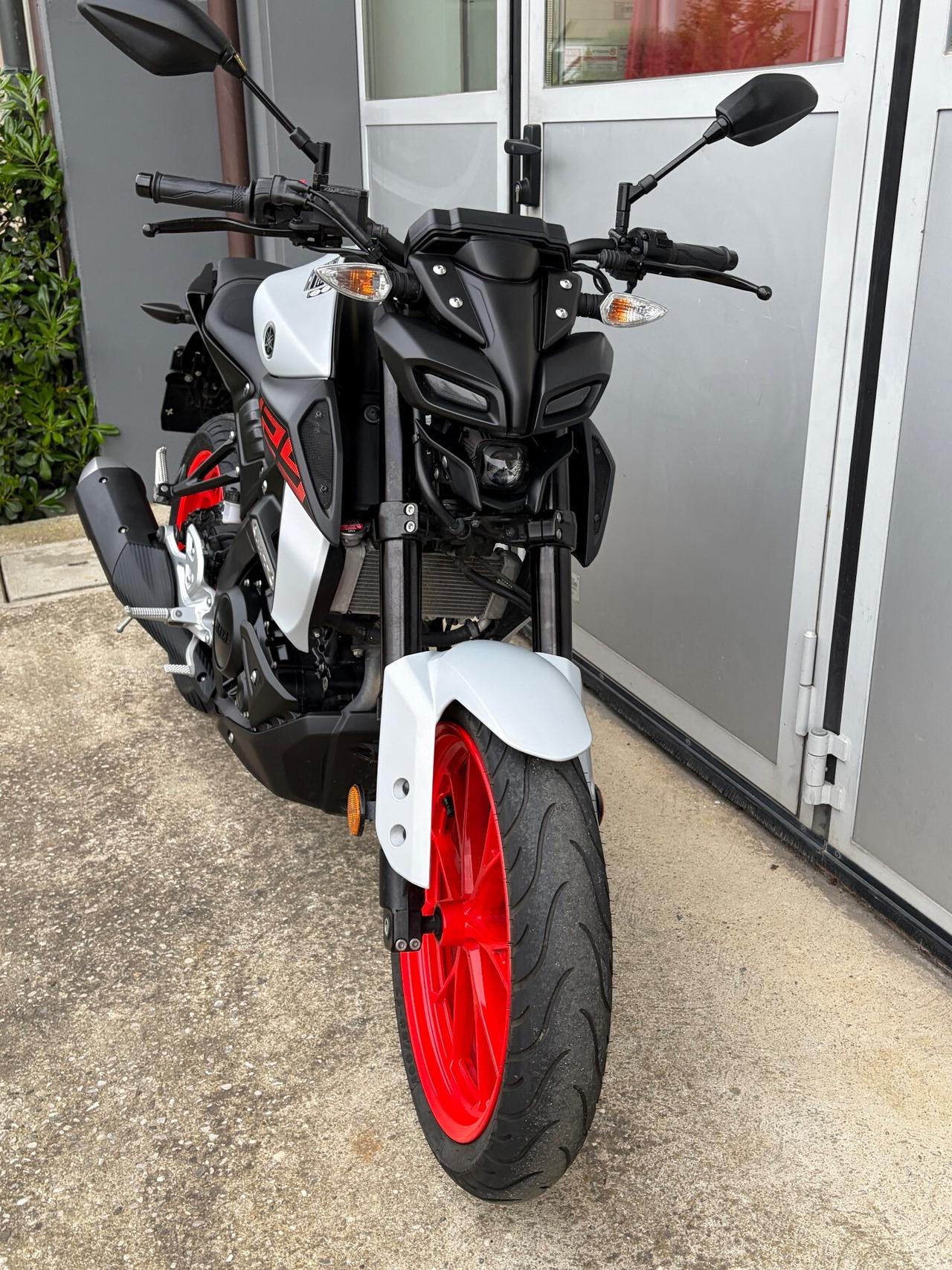 Yamaha MT-01