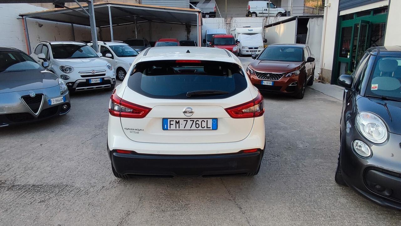 Nissan Qashqai Autocarro 5 posti