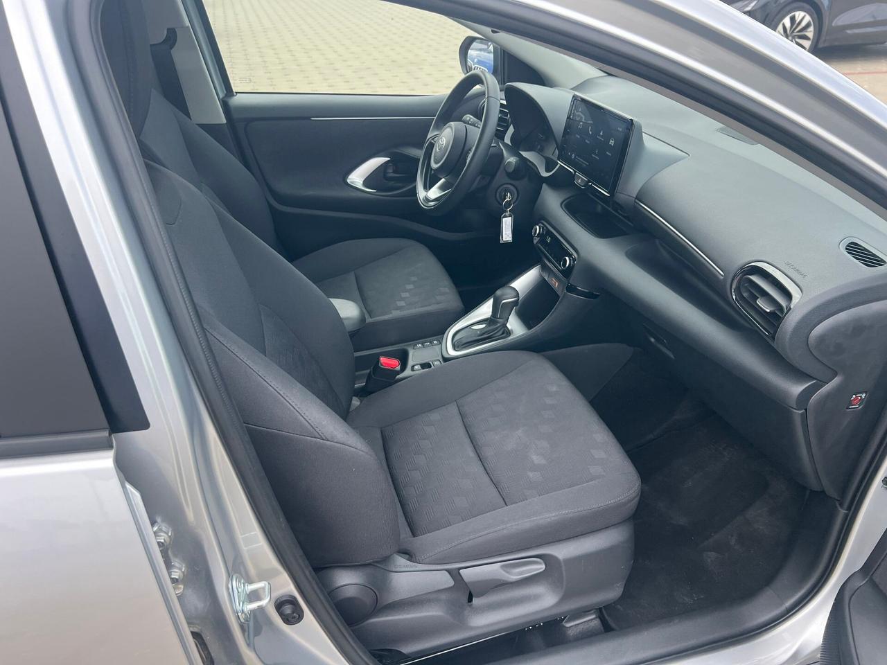 Toyota Yaris 1.5 Hybrid 5 porte Active PACK BUSINESS