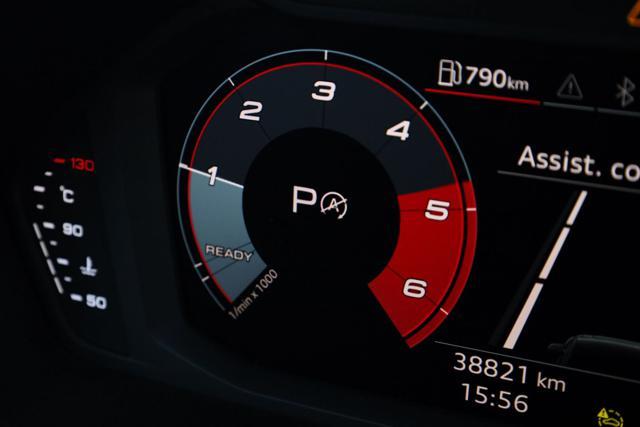 AUDI Q3 35 TDI S tronic Business Advanced