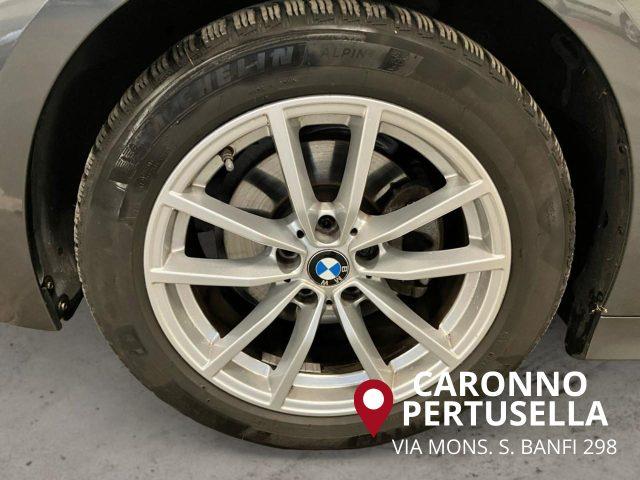 BMW 320 d 48V xDrive Touring Business Advantage