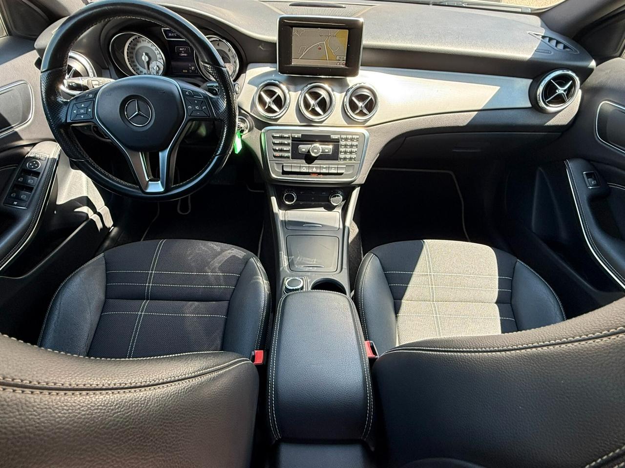 Mercedes-benz GLA 200 CDI Automatic Premium