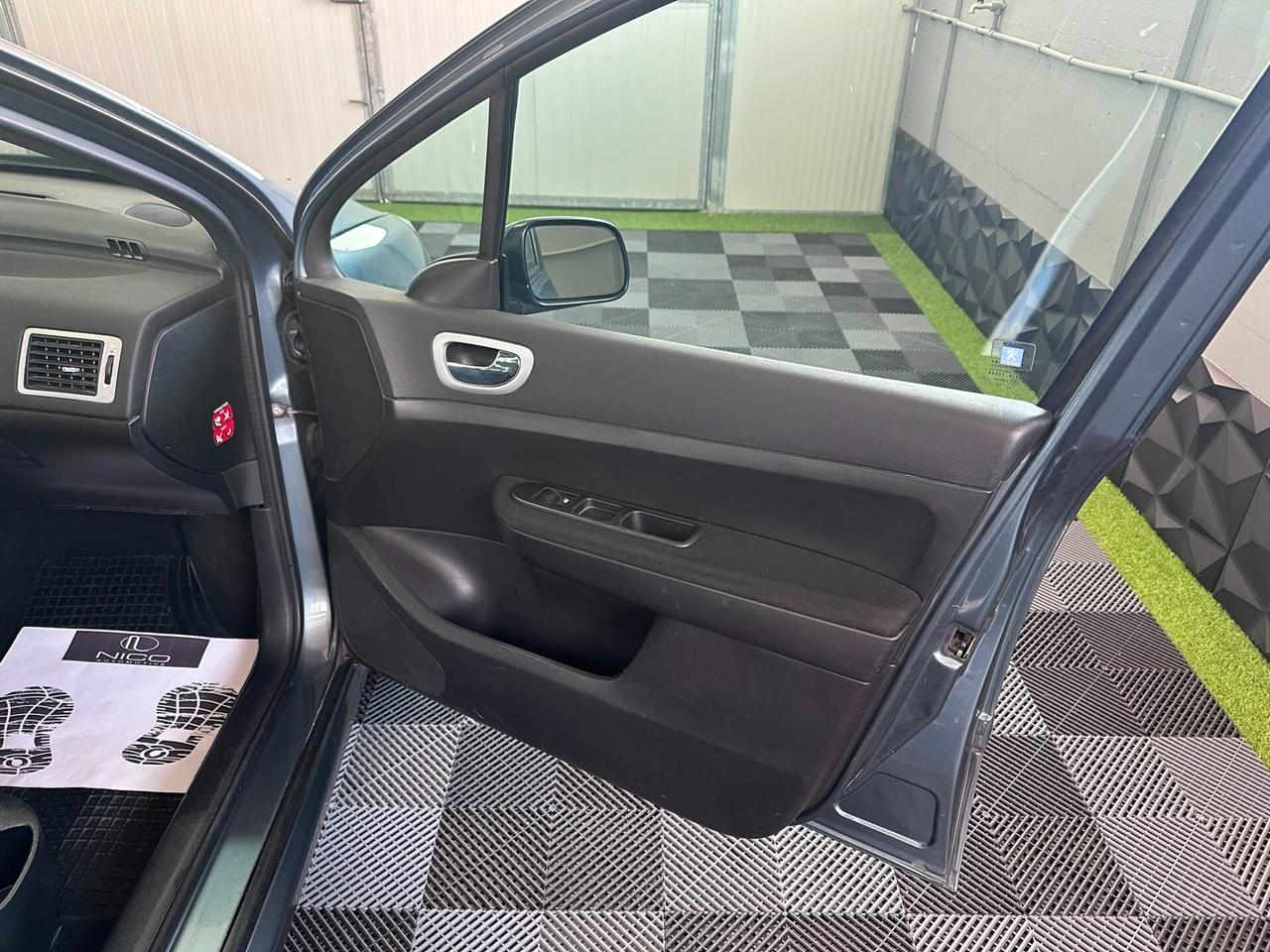 Peugeot 307 1.6 16V HDi FAP 110CV SW X-Line