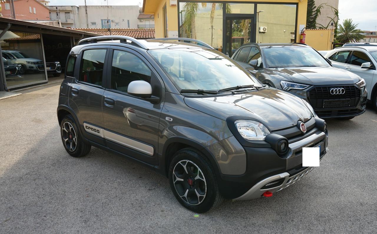 Fiat Panda 1.0 FireFly S&S Hybrid City Cross