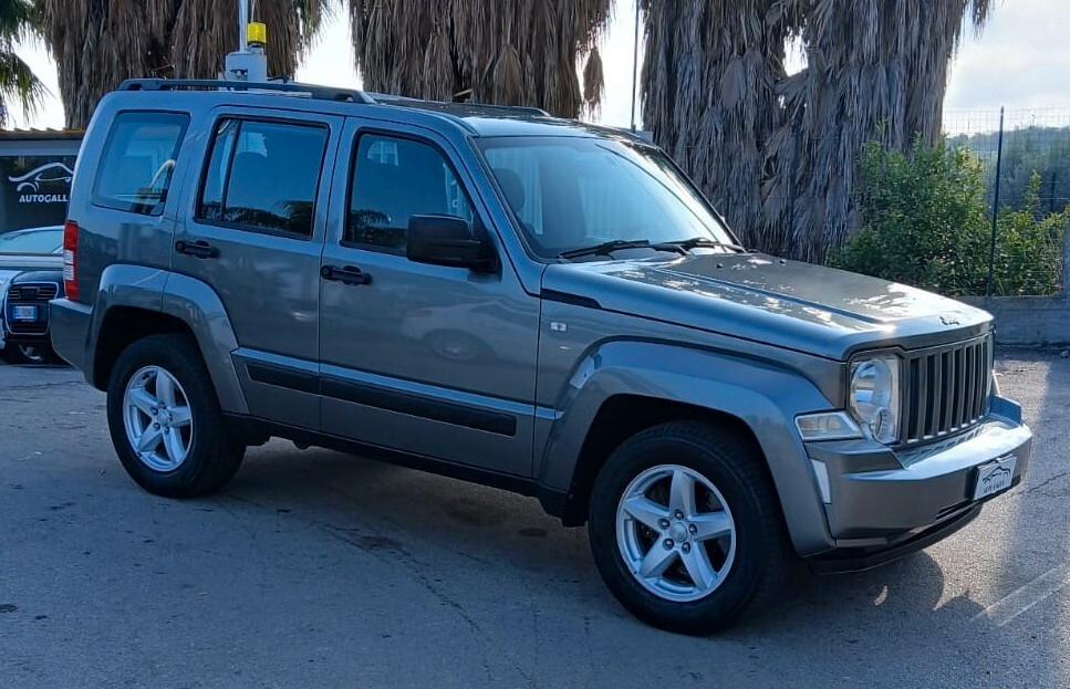 Jeep Cherokee 2.8 CRD DPF Limited Auto