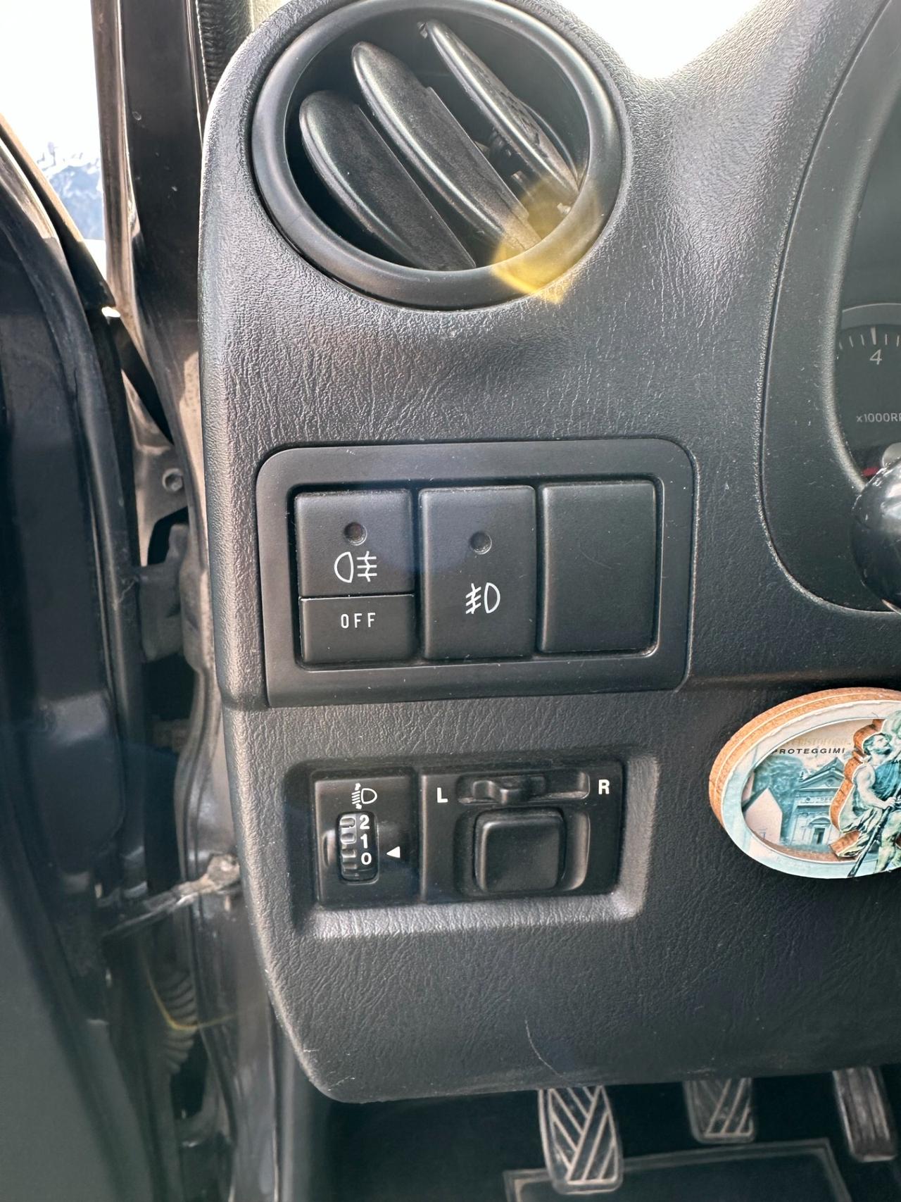 Suzuki Jimny 1.3i 16V cat 4WD JLX