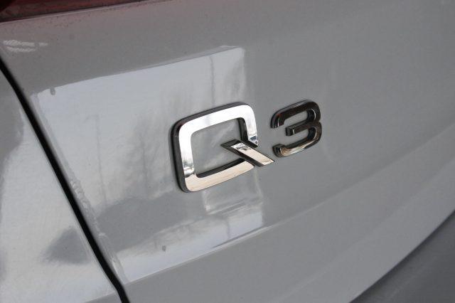 AUDI Q3 35 TFSI S tronic Business Advanced