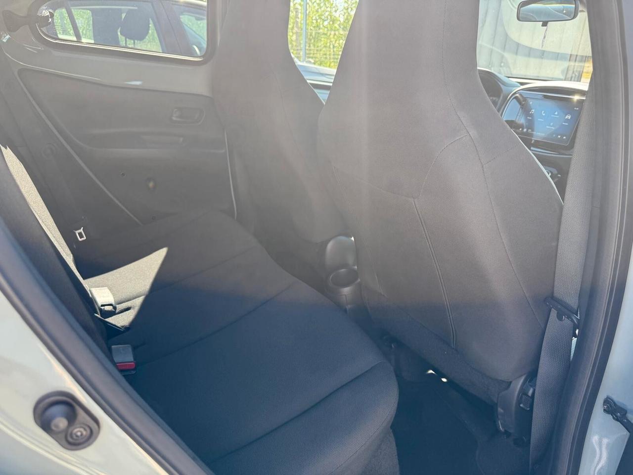 Toyota Aygo X 1.0 VVT-i 72 CV 5 porte Trend S-CVT ADATTA A NEO PATENTATI