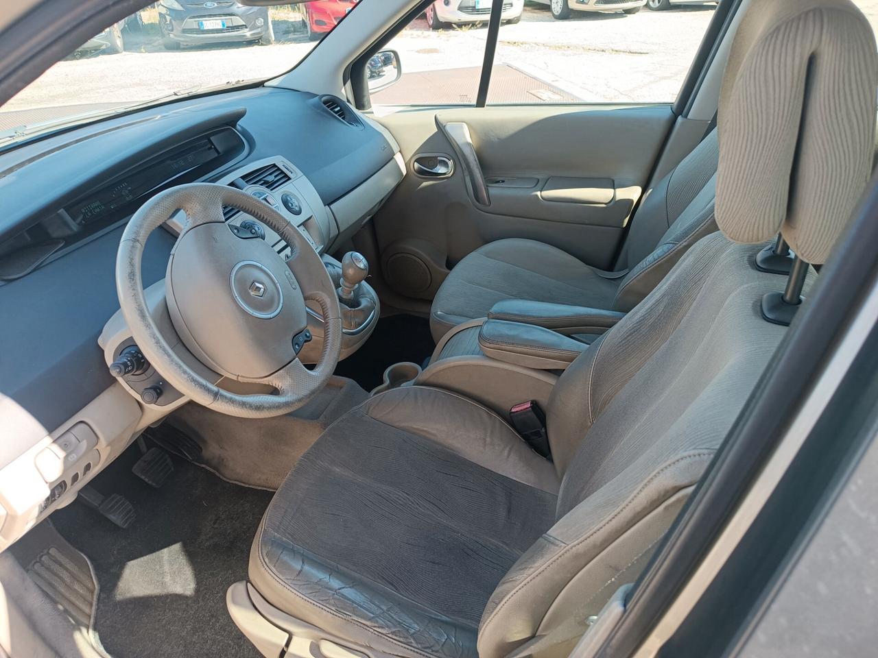 Renault Scenic Scénic 1.5 dCi/105CV Luxe
