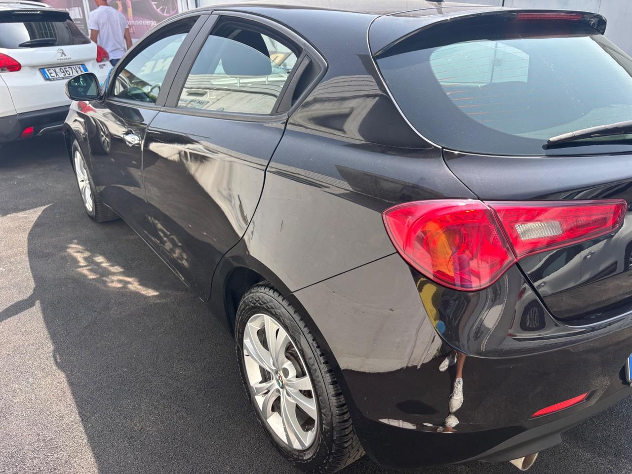 Alfa Romeo Giulietta 1.6 JTDm-2 105 CV Exclusive