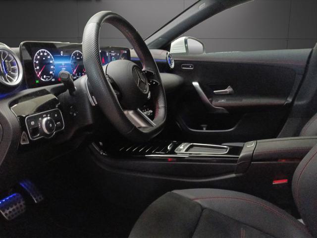 MERCEDES-BENZ CLA 200 d Automatic Shooting Brake AMG Line Premium