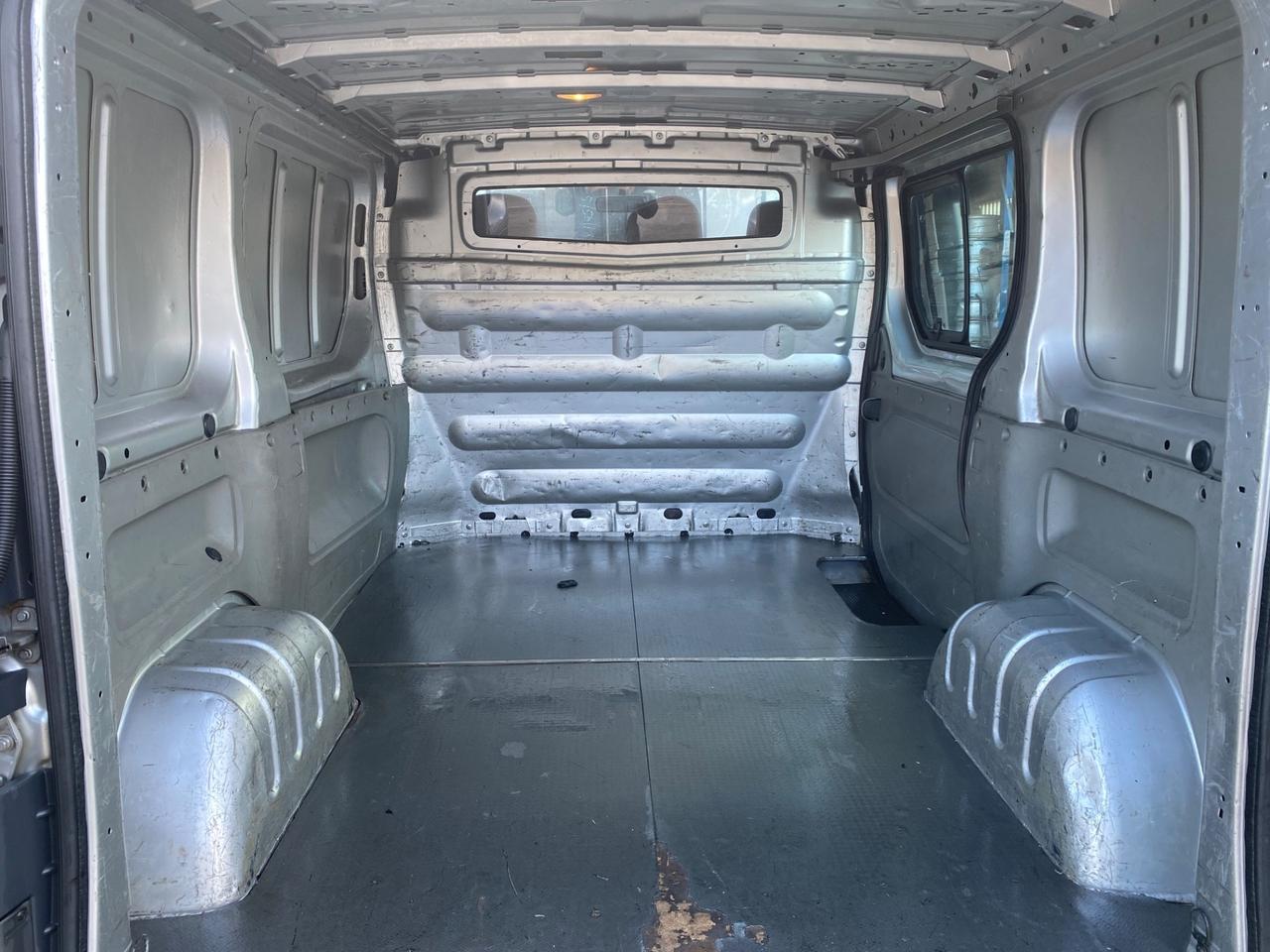 Opel Vivaro 27 1.9 CDTI/100CV PC-TN Furgone