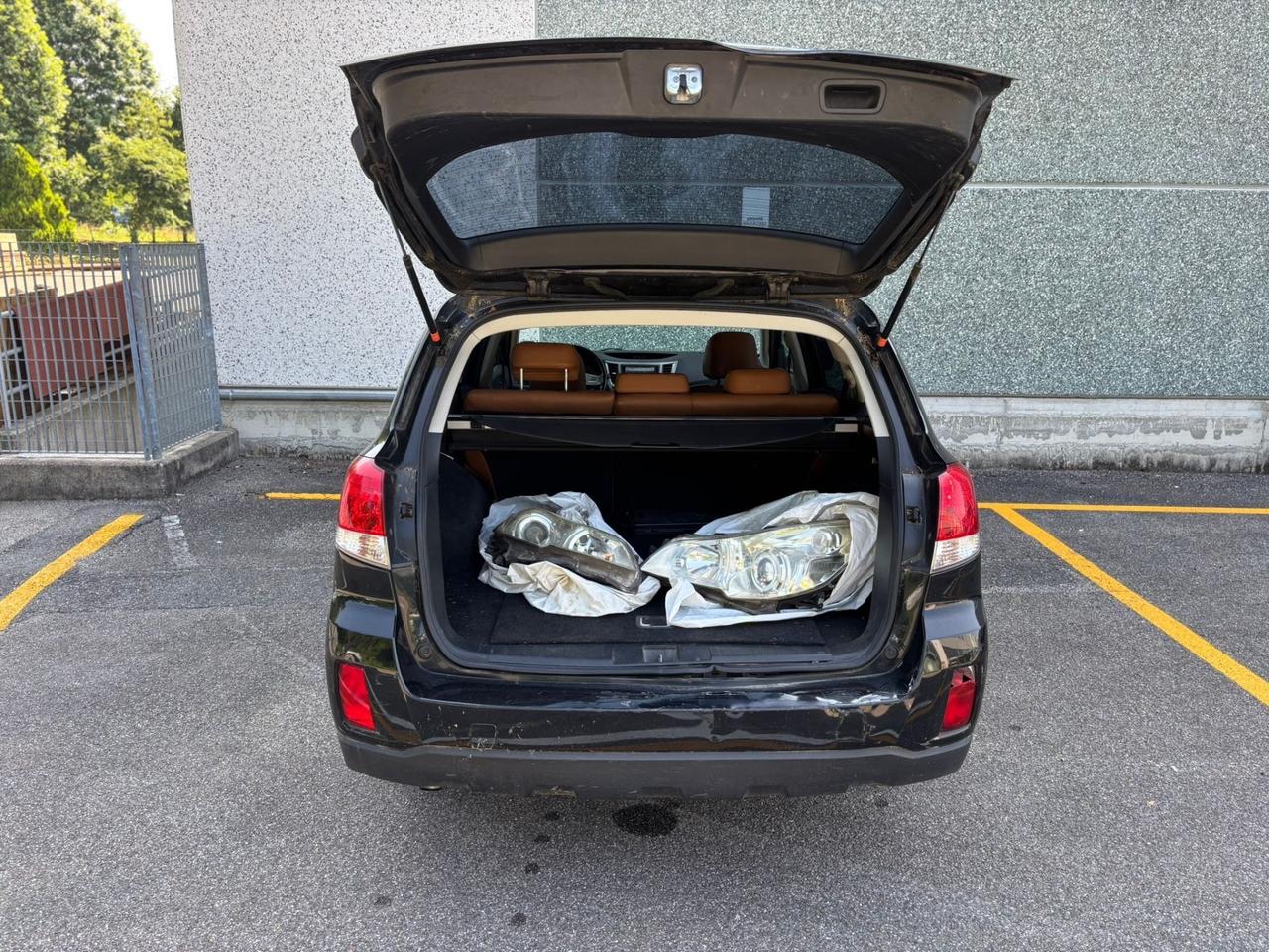 Subaru OUTBACK 2.0D Trend
