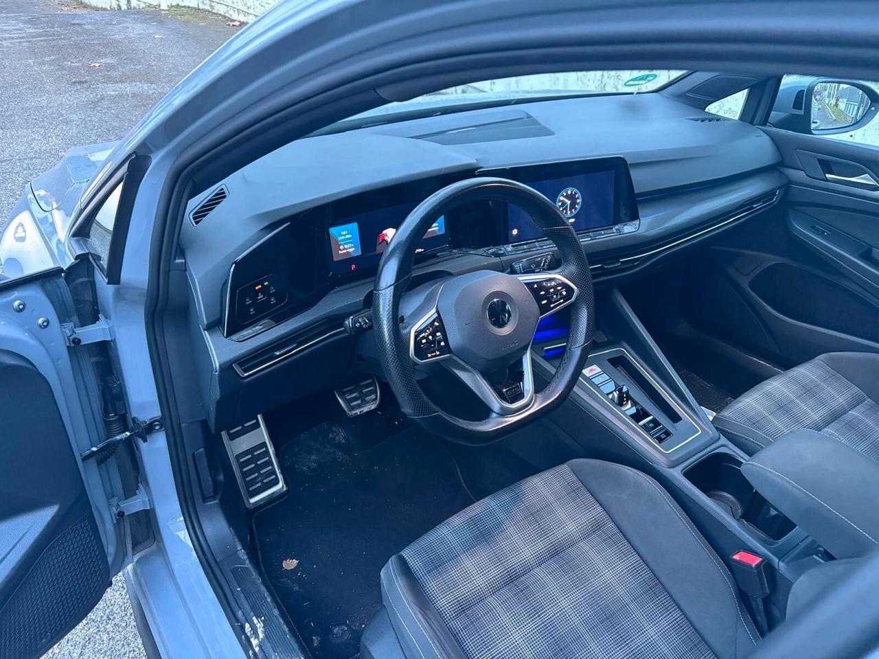 Volkswagen Golf 2.0 TDI DSG GTD