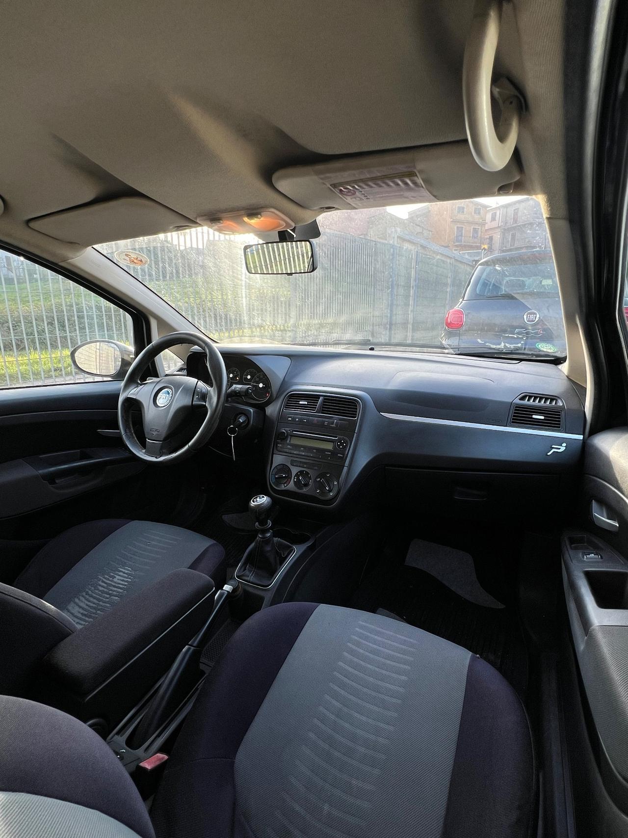 Fiat Grande Punto 1.3 MJT 90 CV 5 porte Dynamic