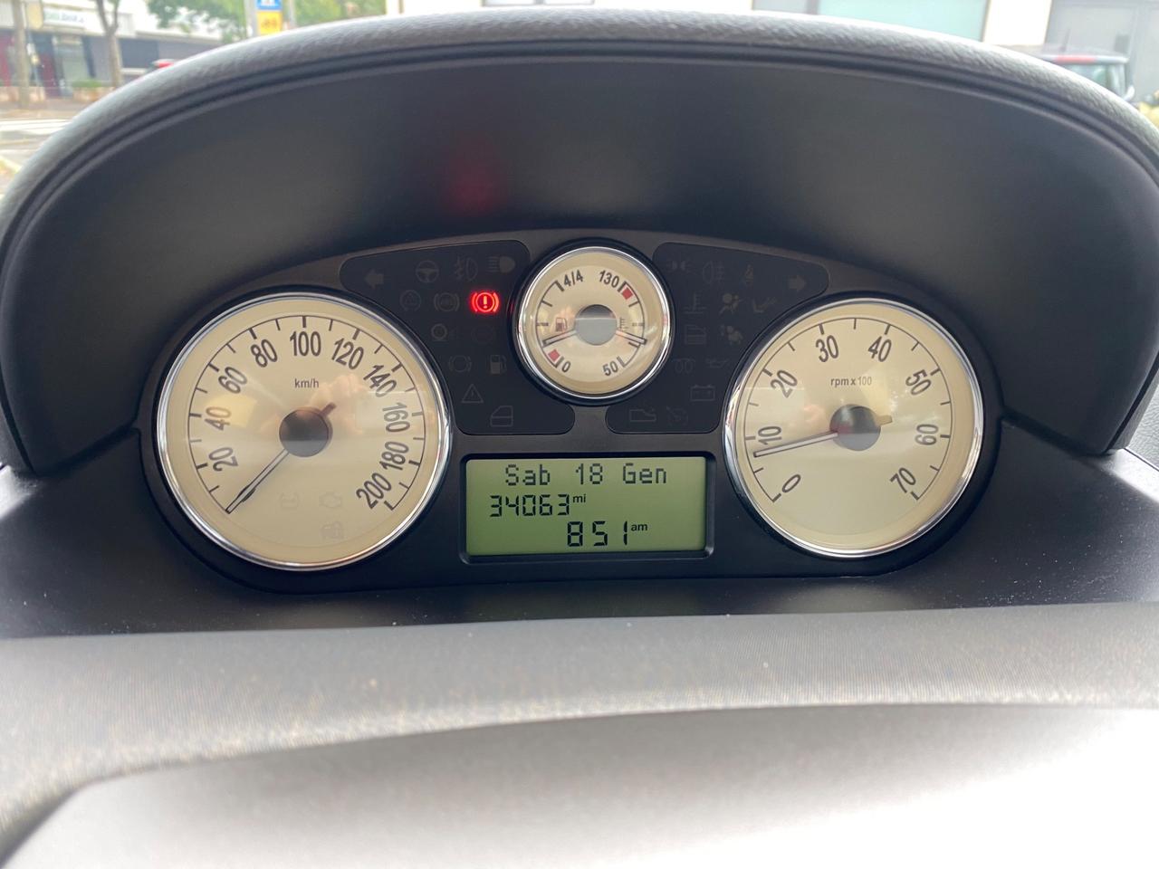 Lancia Ypsilon 1.2 Benzina Argento NEOPATENTATI