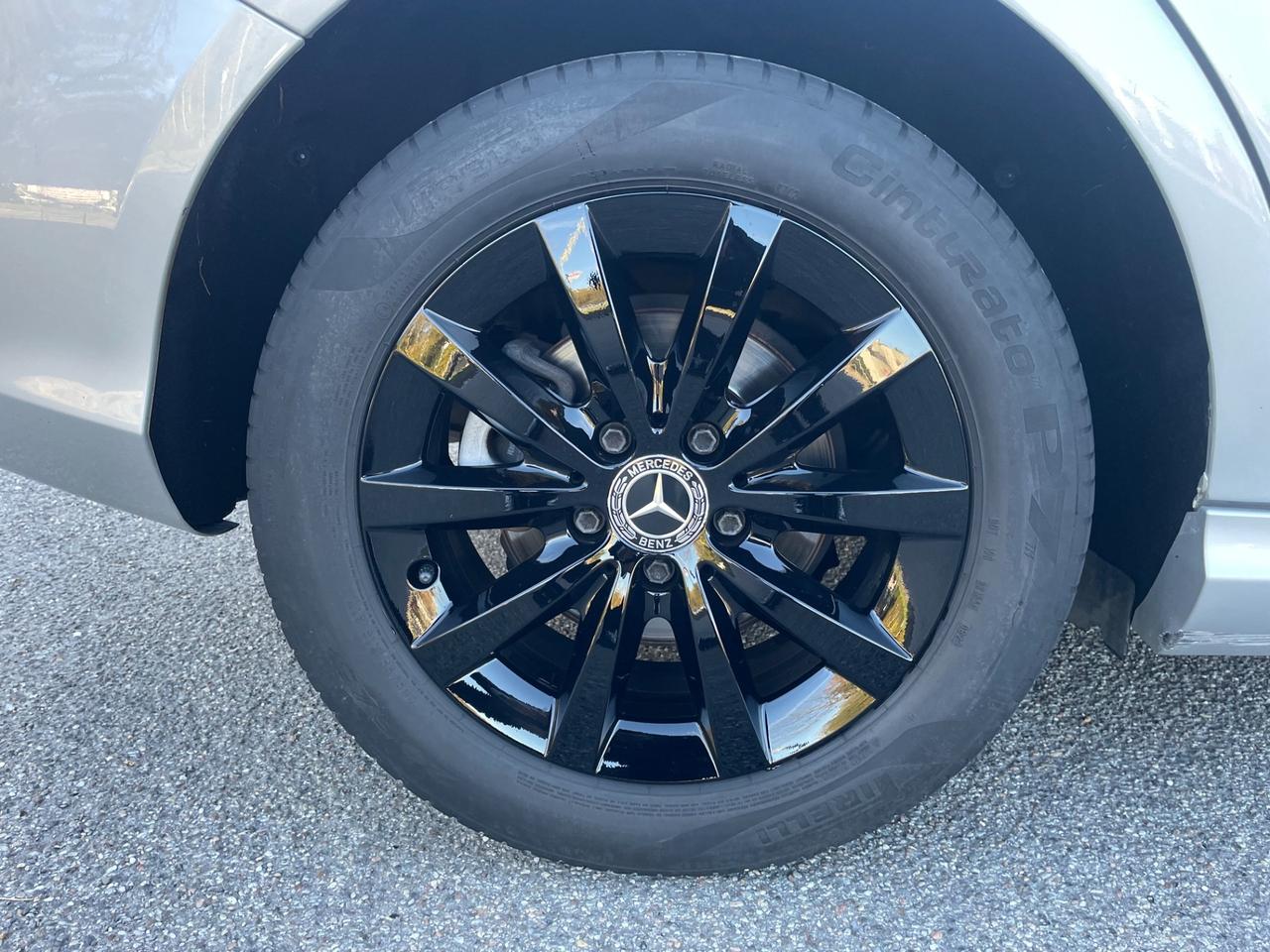 Mercedes-benz B 180 d Automatik*Cerchi*Retrocamera*