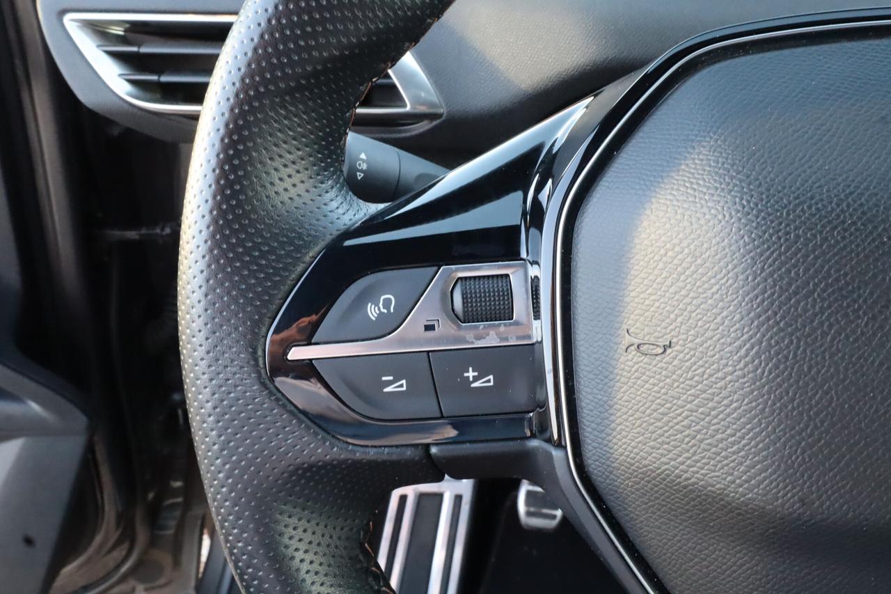 PEUGEOT 3008 1.2cc PURETECH 130cv S&S GT