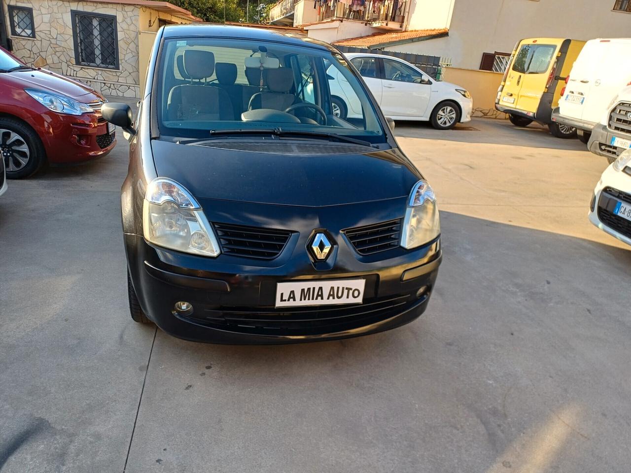 Renault Modus 1.5 dCi 85CV Dynamique