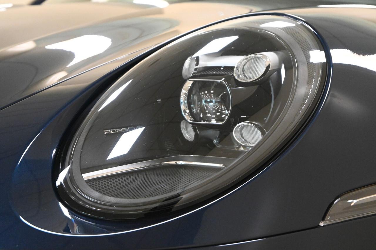 PORSCHE 911 (992) 911 Carrera