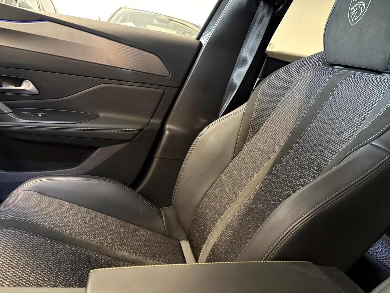 Peugeot 408 GT Hybrid 145 e-DCS6 SPOTICAR