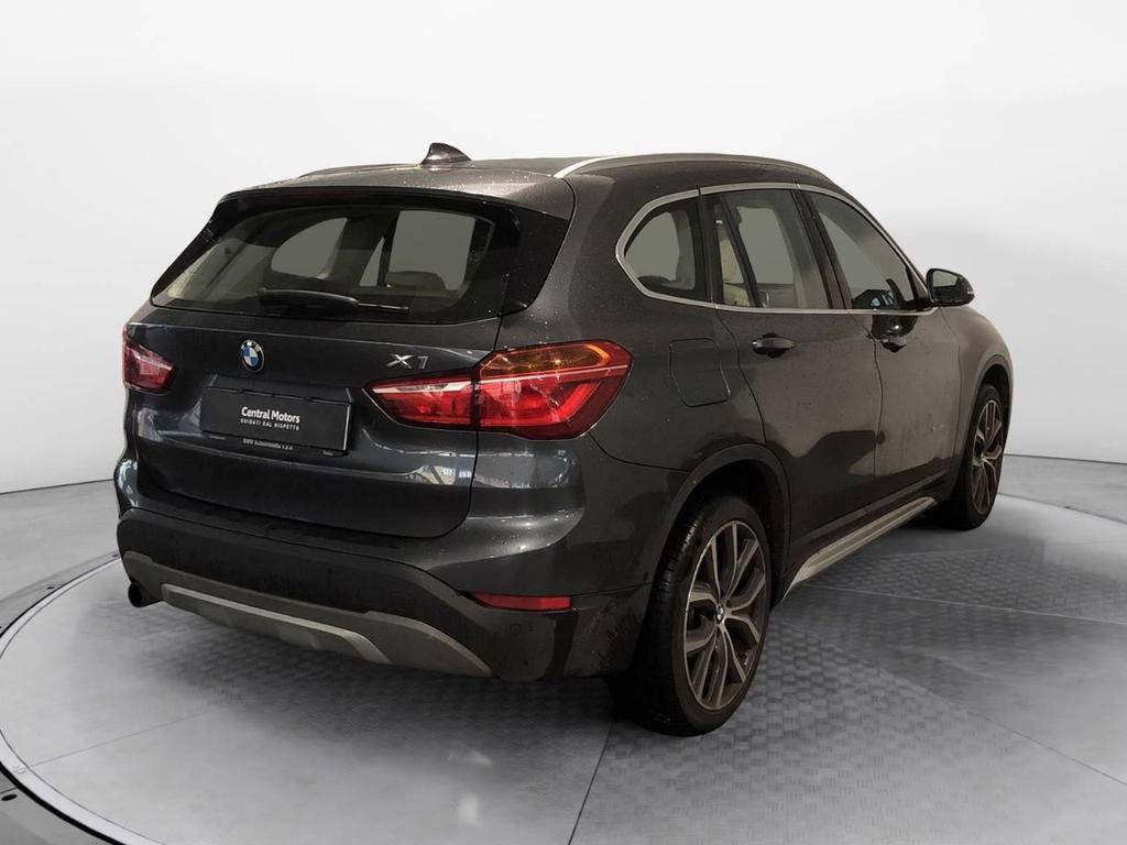 BMW X1 18 i sDrive