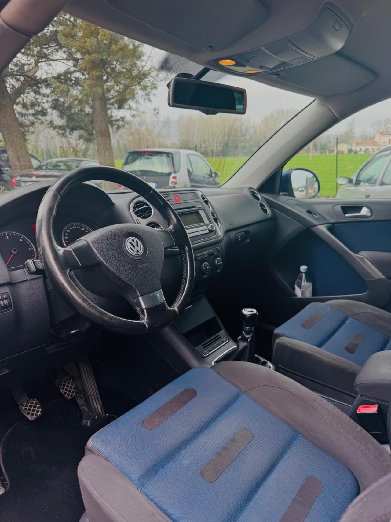 Volkswagen Tiguan 2.0 16V TDI DPF Sport & Style (18°)