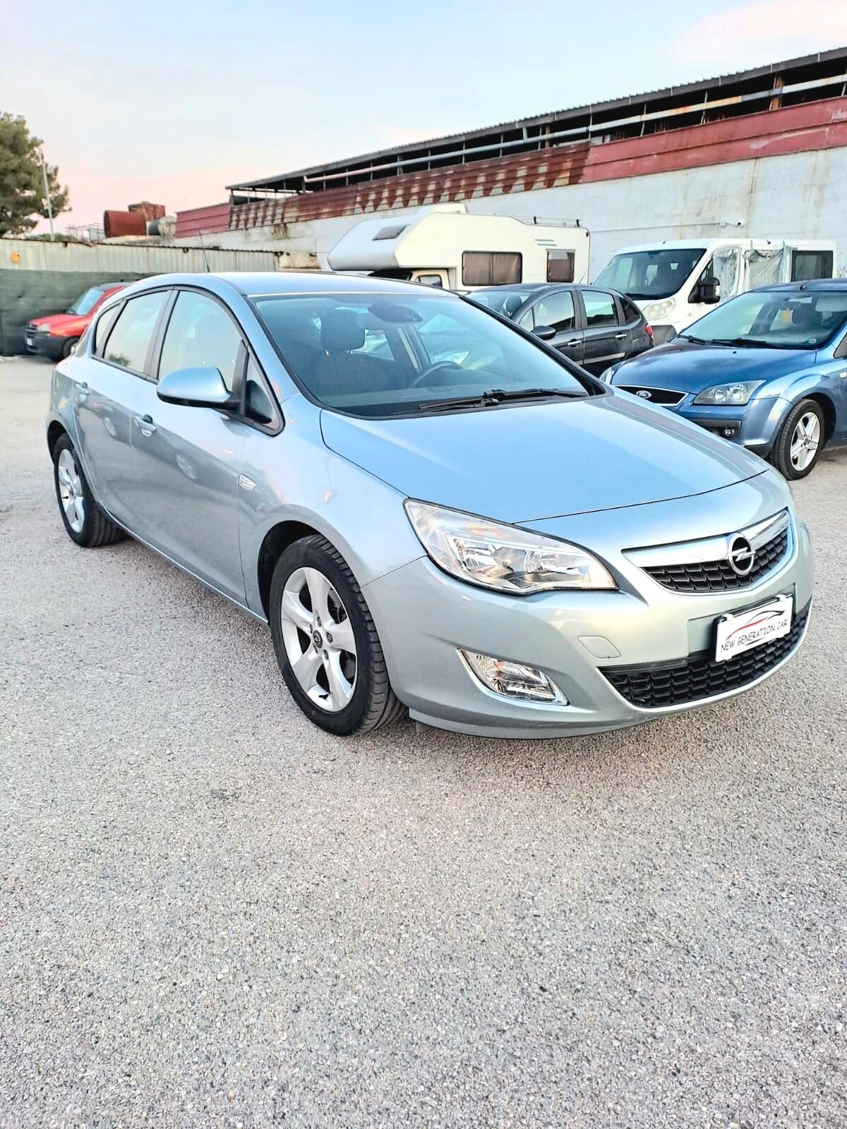 Opel Astra 1.7 CDTI 110CV 5 porte Elective