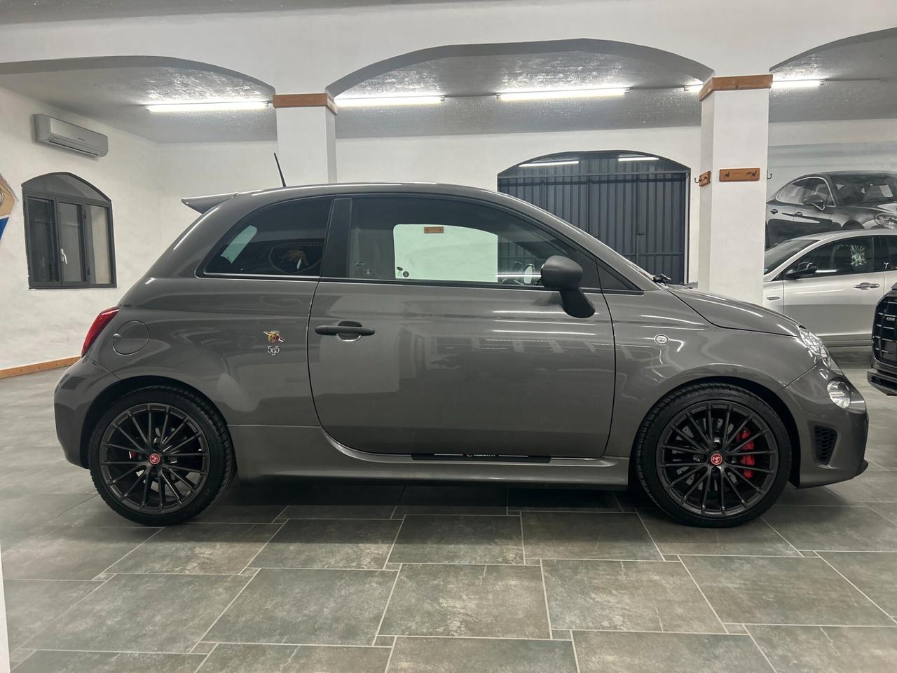 Abarth 595 1.4 Turbo T-Jet 180 CV Competizione