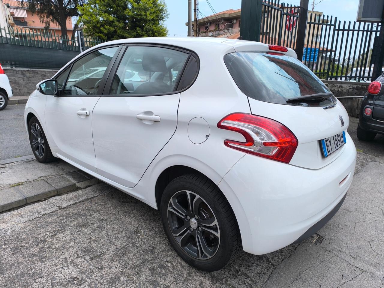 Peugeot 208 1.4 VTi 95 CV 5p. GPL Allure