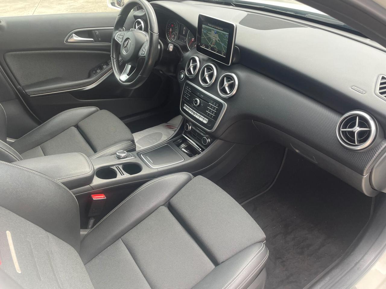 Mercedes-benz A 180 d Automatic Business