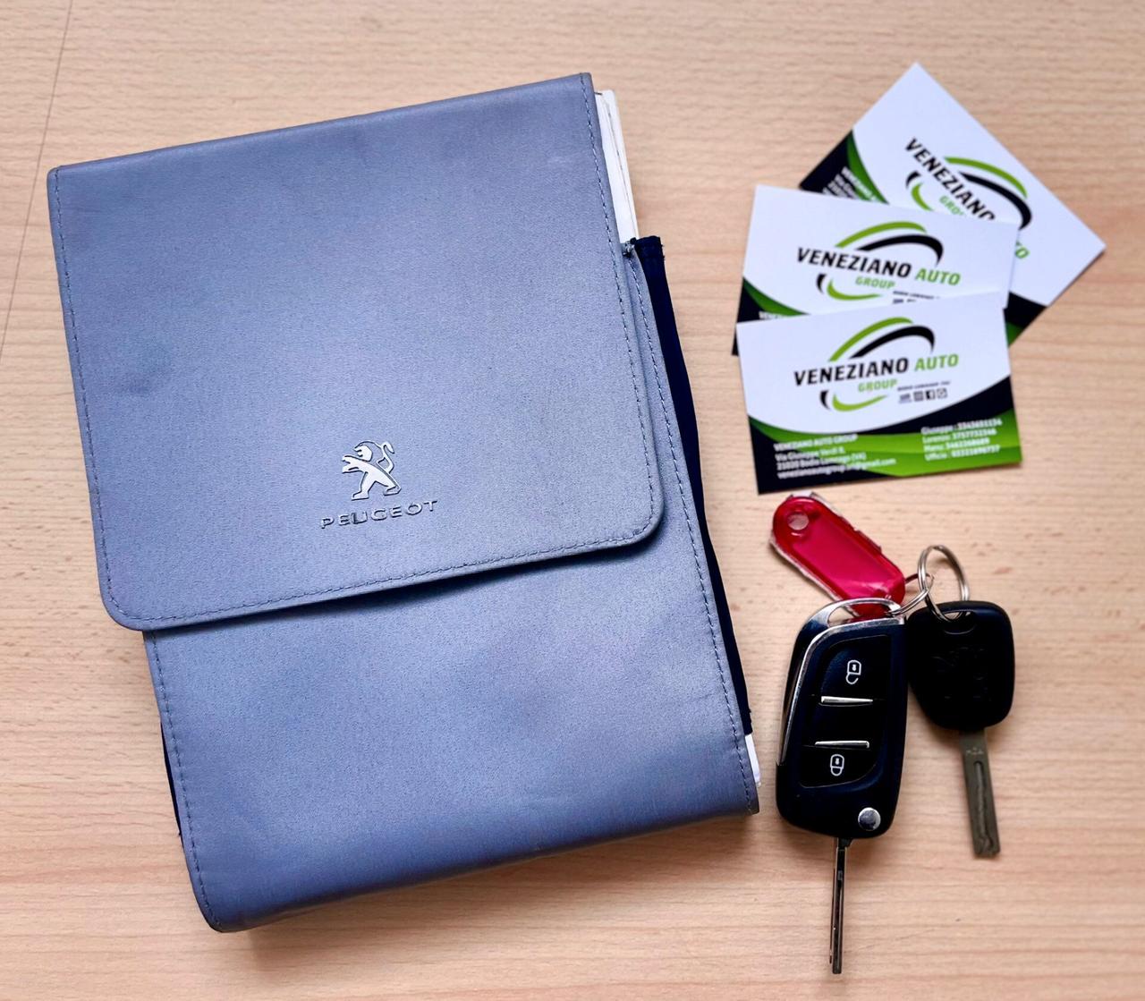 Peugeot 308 1.6 8V e-HDi 112CV Stop&Start robotiz. 5p. Business