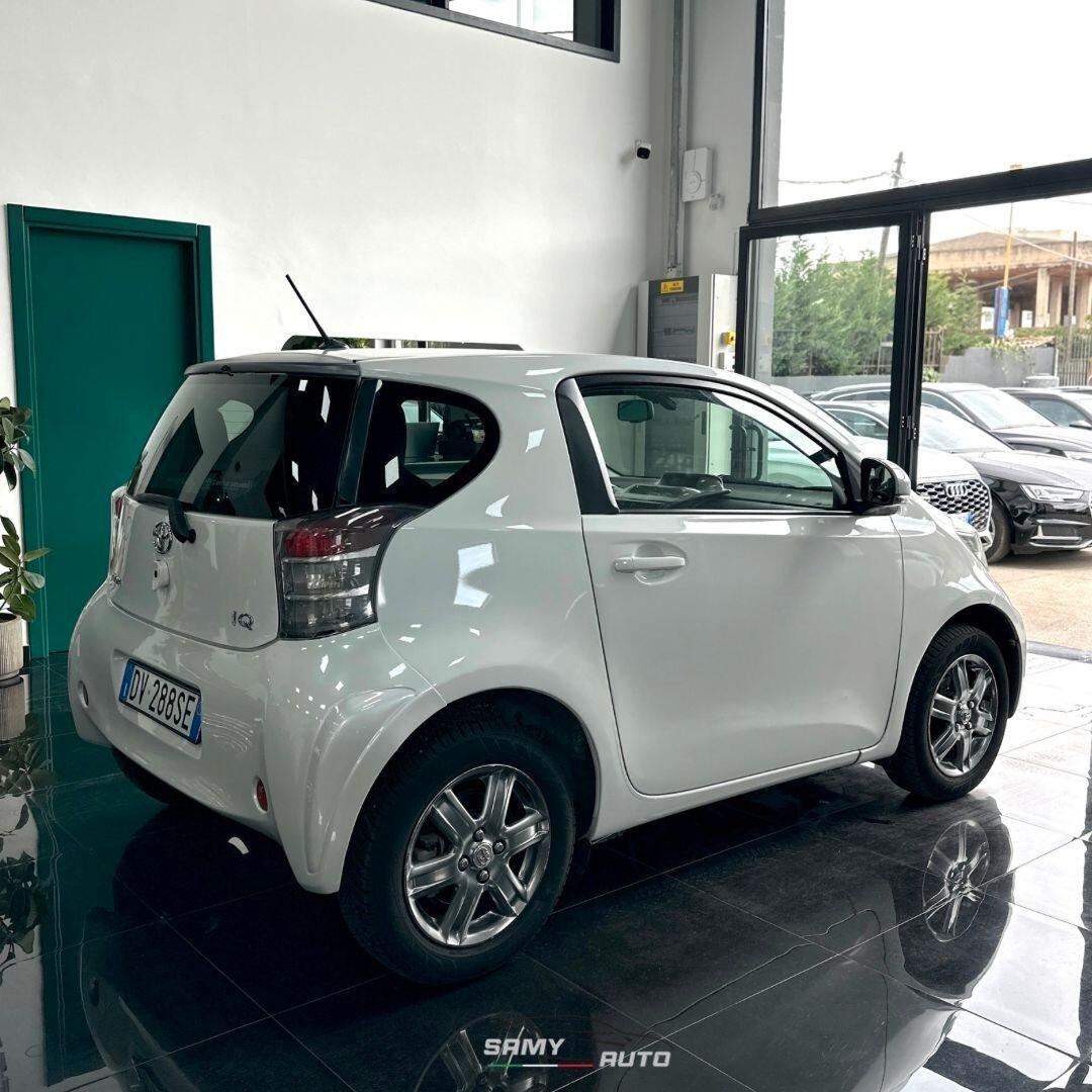 Toyota iQ 1.0 Multidrive Versione Lancio