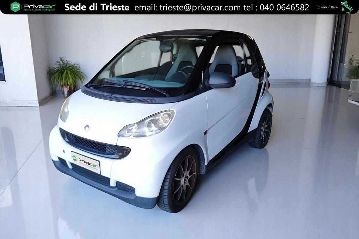 SMART fortwo 1000 52 kW MHD coupé pure