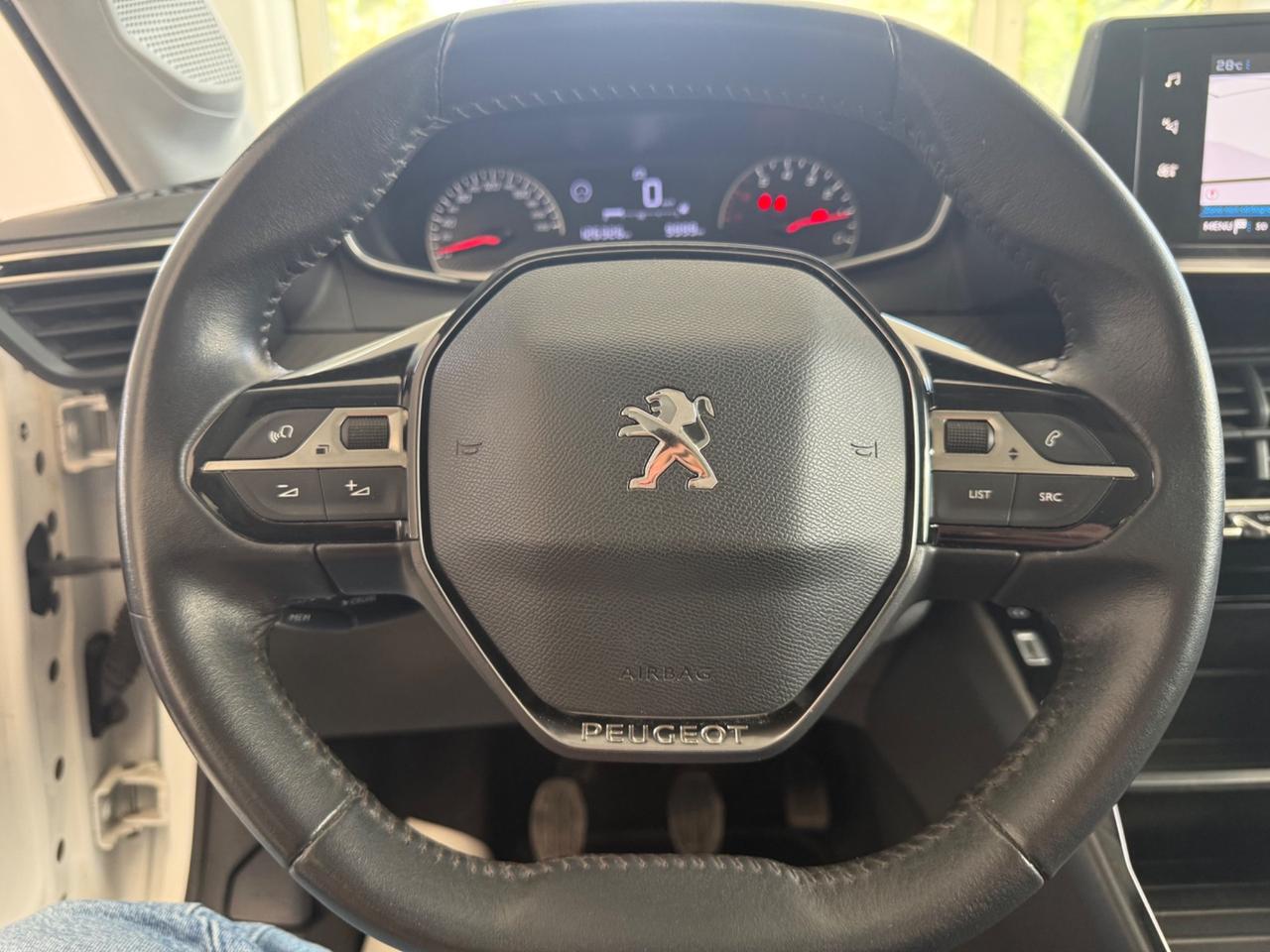 Peugeot 208 BlueHDi100cv 5P ALLURE+FULL LED/NAVI2022