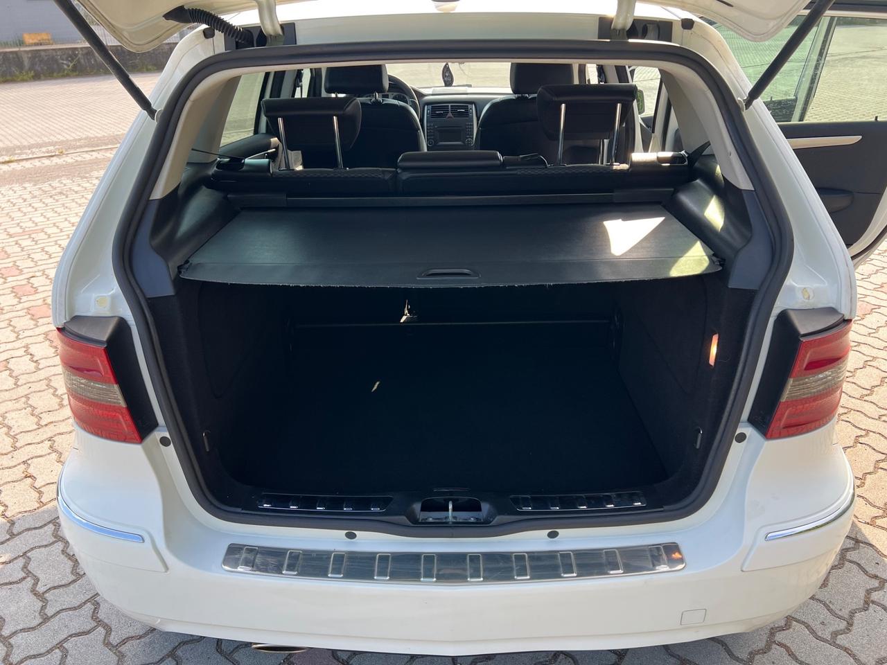 Mercedes-benz B 180 B 180 BlueEFFICIENCY Sport