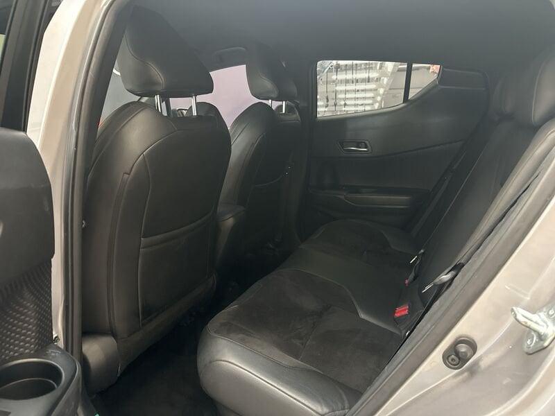 Toyota C-HR C-HR 2.0 Hybrid E-CVT Style