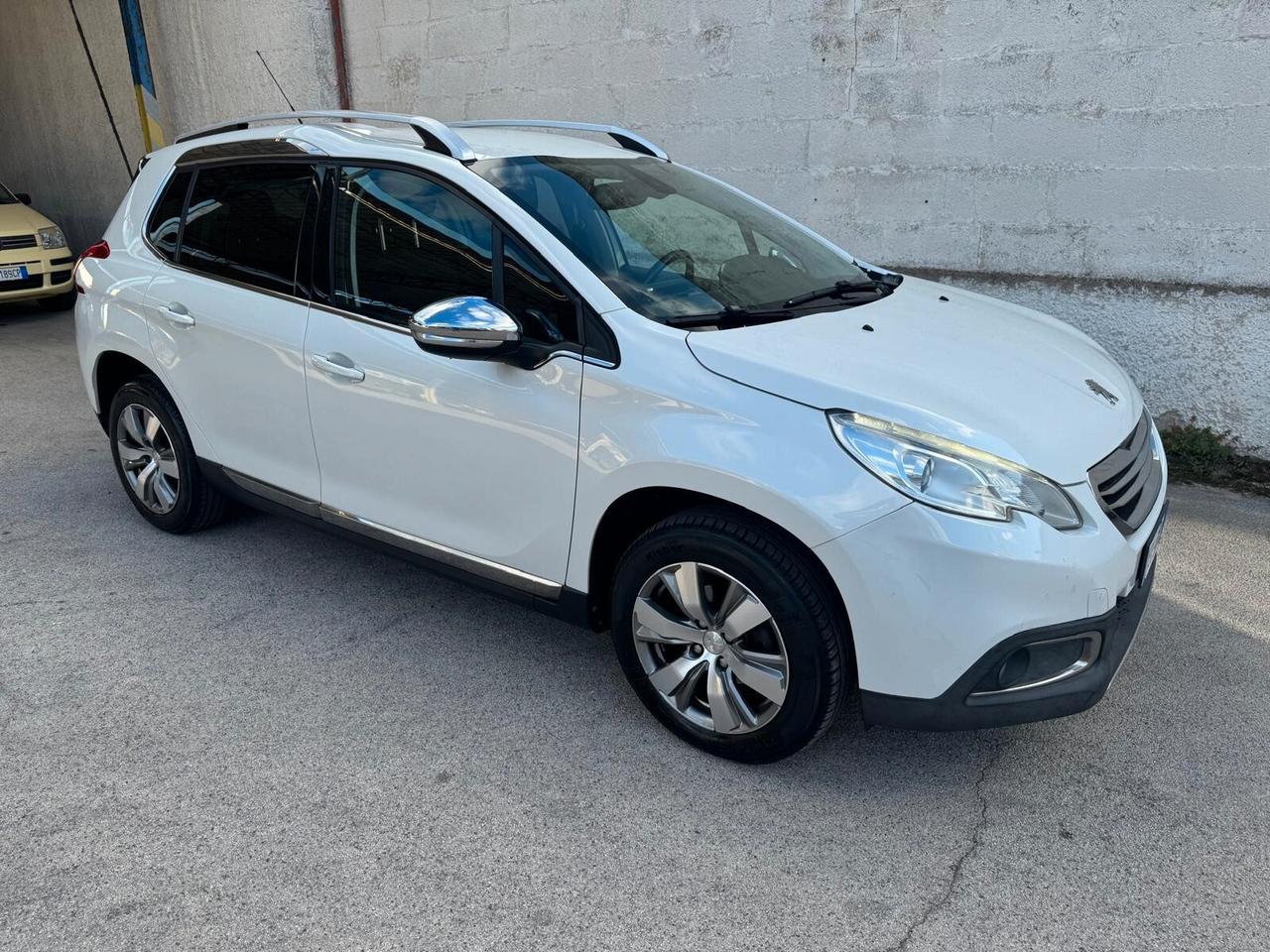 Peugeot 2008 1.6 e-HDi 92 CV Stop&Start Allure