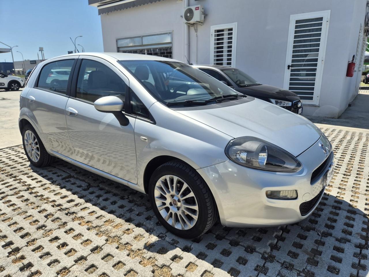 Fiat Punto 1.4 8V 5 porte Easypower Lounge GPL