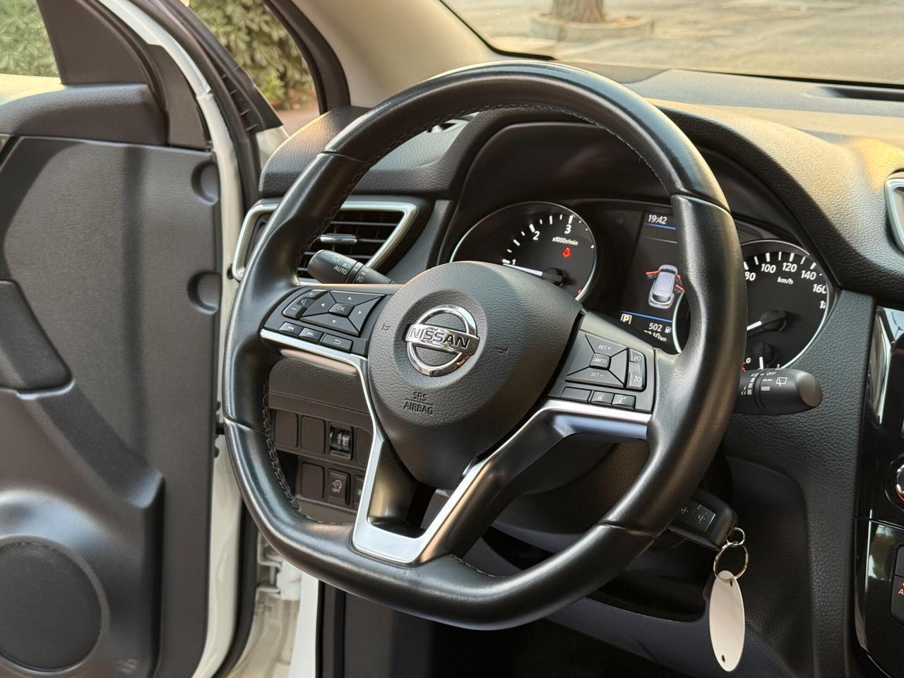 Nissan Qashqai 1.5 dCi DCT LED NAVI CAMERA - 2020