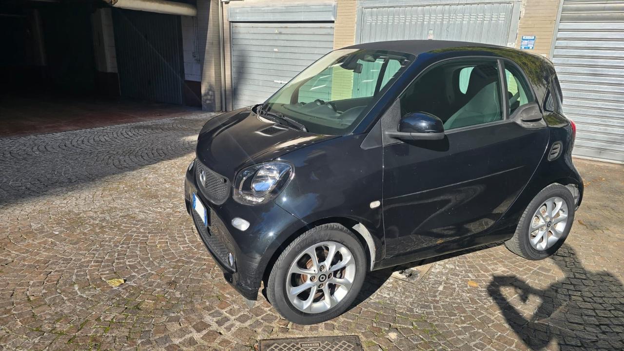 Smart ForTwo 1.0 71cv Coupe Clima cambio Auto