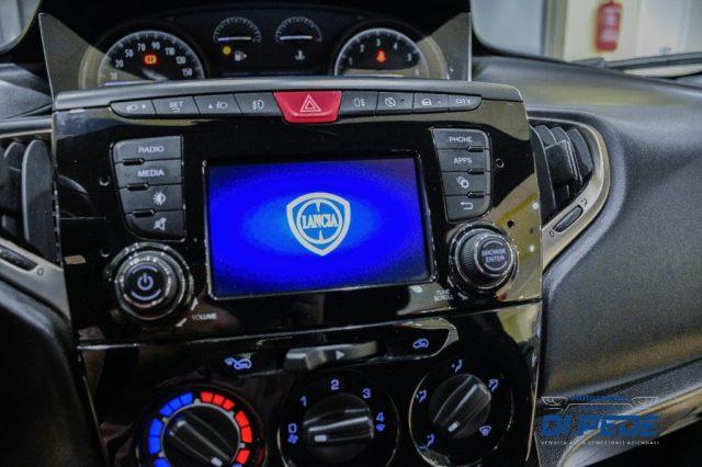 LANCIA Ypsilon 1.2 69 CV 5 porte Gold