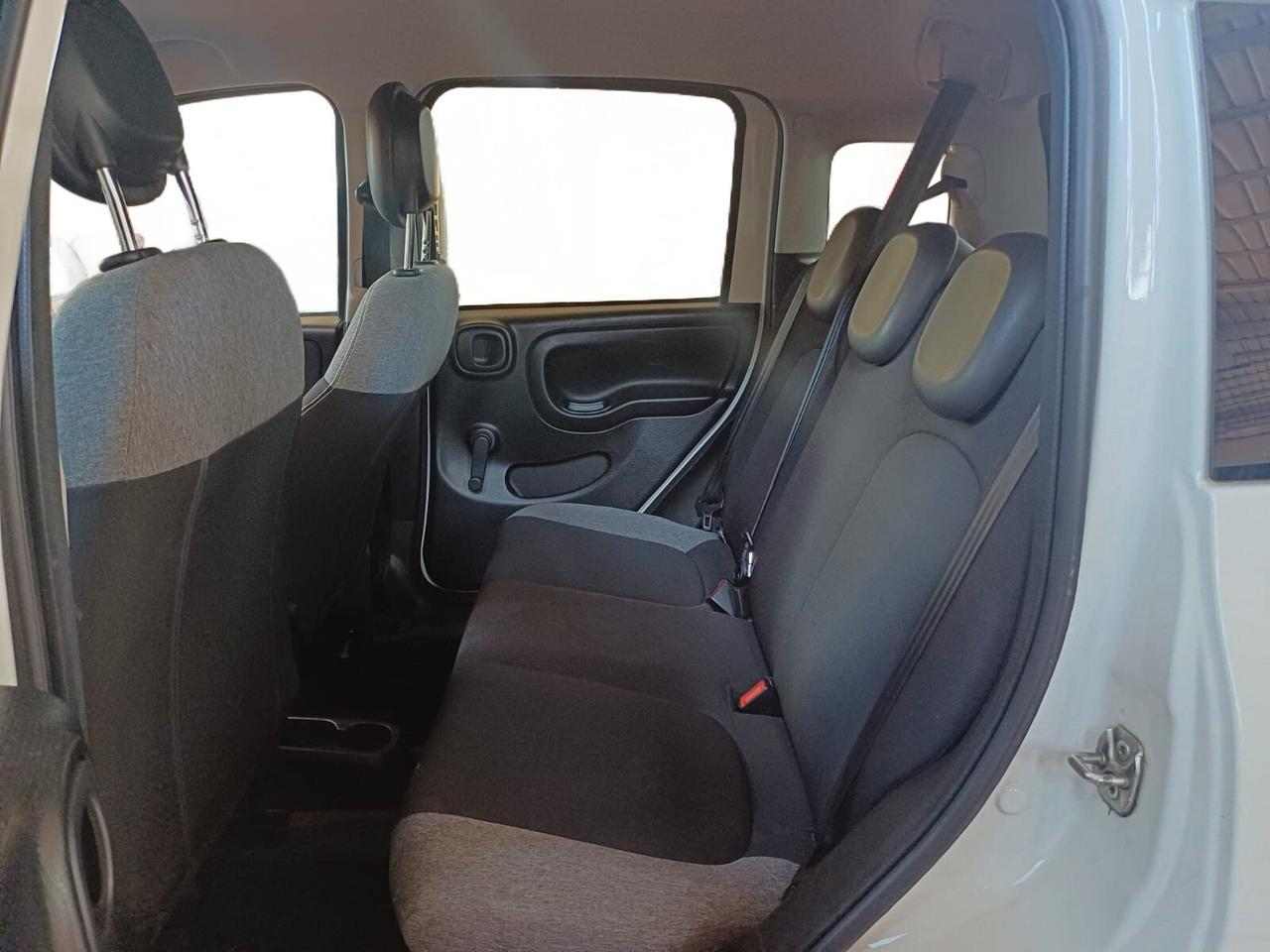 Fiat Panda 1.0 Hybrid City Life | da €148 al mese
