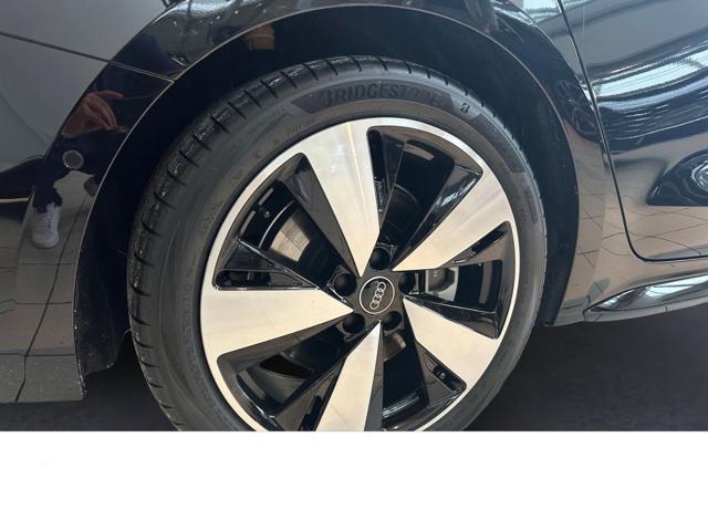 AUDI A5 Avant TDI 150 kW MHEV+ S tronic S Line RATA 799 ?