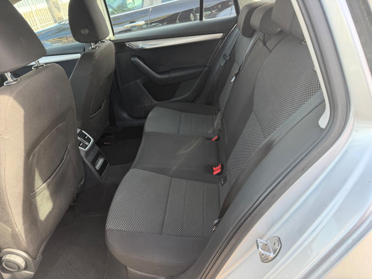 Skoda Octavia 1.4 TSI Wagon Ambition G-Tec GPL