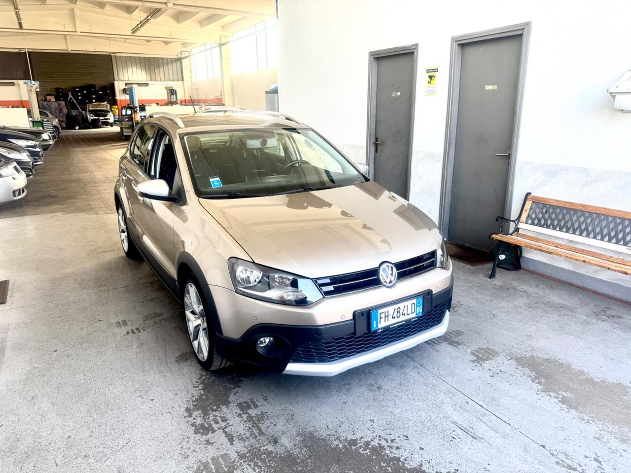 Volkswagen Polo Cross 1.2 TSI DSG BlueMotion Technology