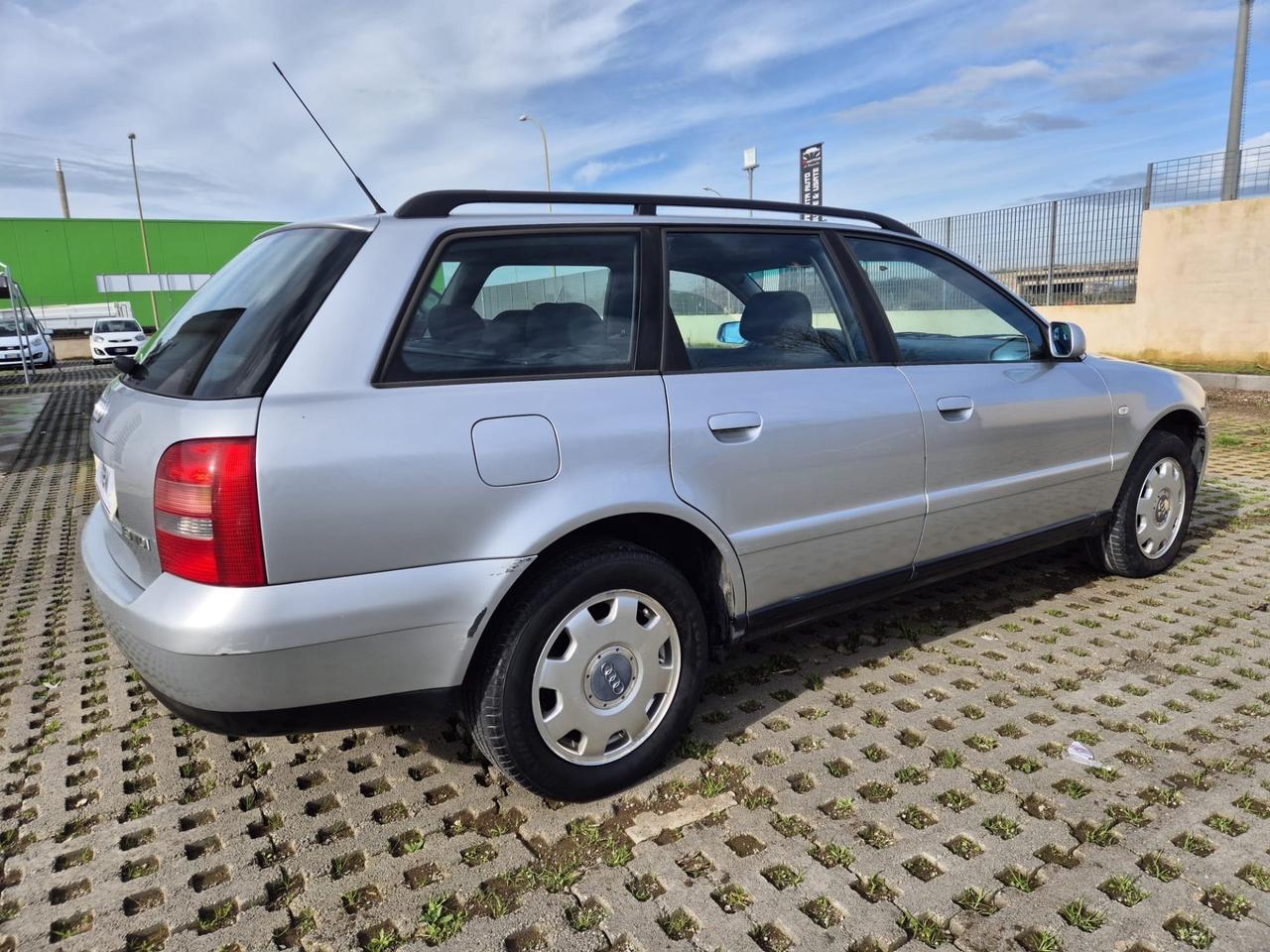 Audi A4 1.9 TDI/110 CV cat Avant quattro