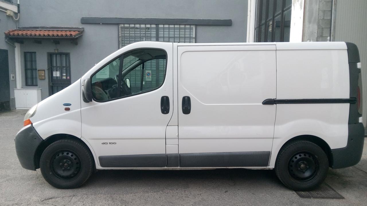 Renault Trafic 100dci doppia porta