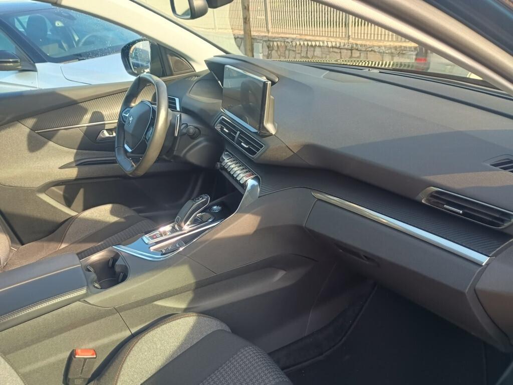 Peugeot 3008 1.5 BlueHDi 130cv EAT8 Active Pack